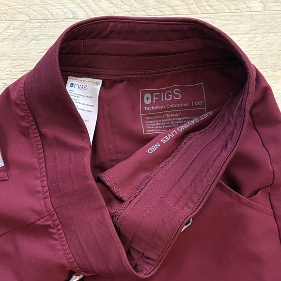 Figs Women’s Burgundy Jogger Scrub Pants - Picture 3 of 5